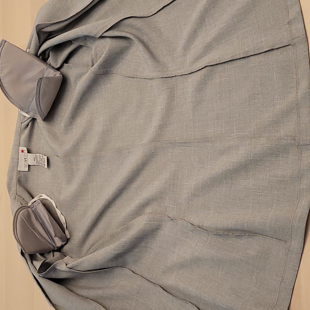 Vintage 1980s Scarlet Pleated Grey Pantsuit with Slit and Button Details - Picture 9 of 16